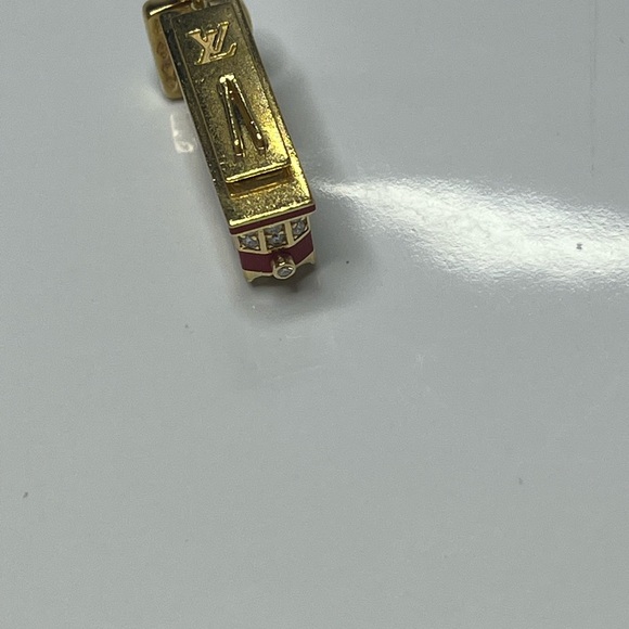 LOUIS VUITTON CABLE CAR 18KT GOLD & DIAMOND & SAPPHIRE CHARM PENDANT - Picture 8 of 12